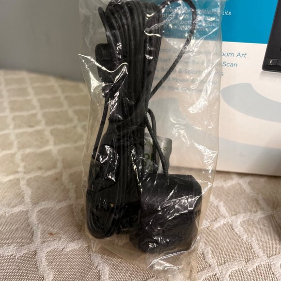 Sirius XM Onyx Plus Dock Play Radio Vehicle Kit Full Color Complete Box SXPL1 - Picture 3 of 12